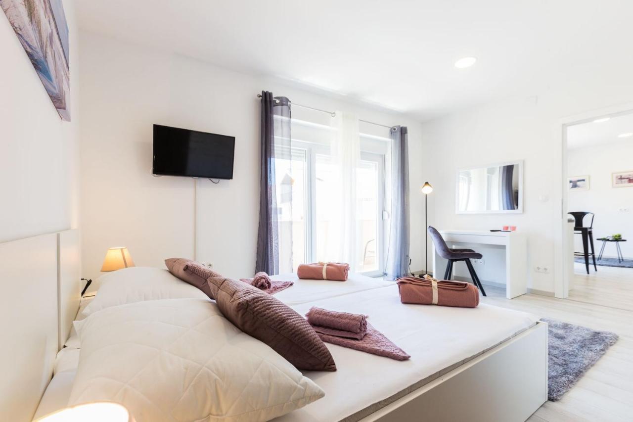 2Sis 2 Apartments Zadar Exterior photo
