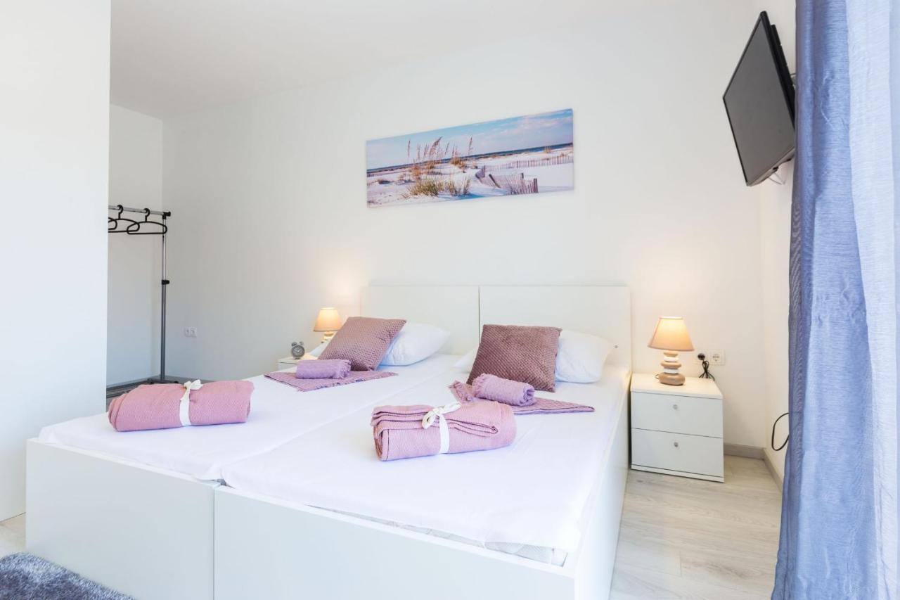 2Sis 2 Apartments Zadar Exterior photo